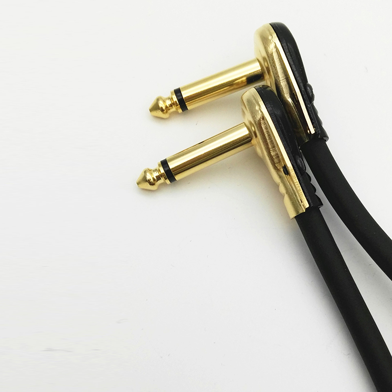 Black gold-plated patch cables